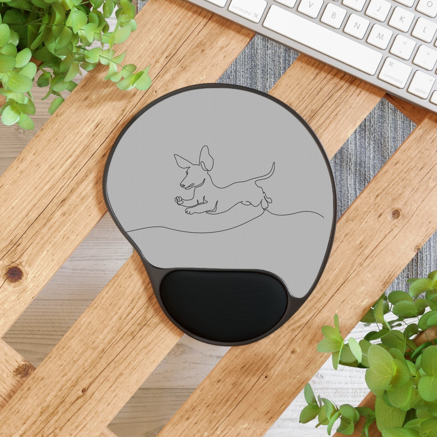 WEENTINGS Dachshund Mouse Pad with Wrist Rest, Cute Office Decor, Dog Lover Gift, Ergonomic Desk Accessory, Computer Mousepad for Home or Office